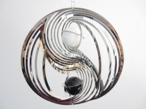 Cosmo Wind Spinner Yin Yang