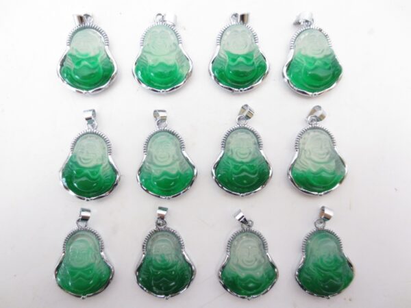 Licht Jade Boeddha gelukshanger 12 stuks