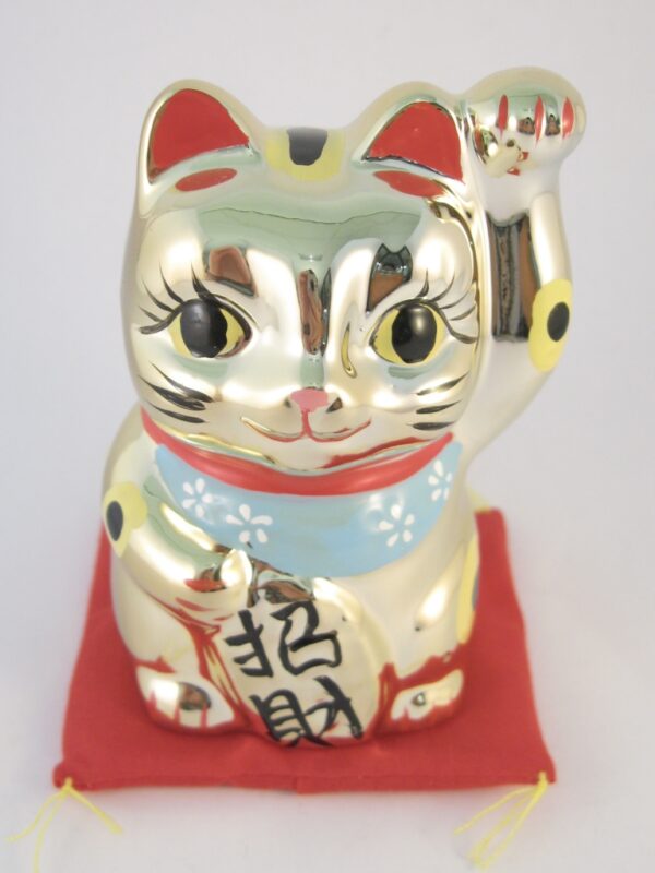 Lucky Cat Goud op kussen